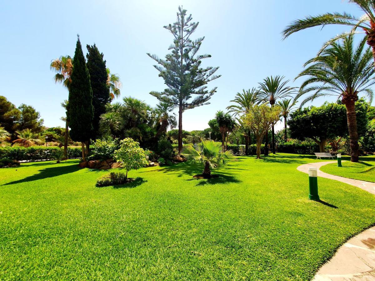 Estudio Coronado 324 Marbella Bagian luar foto