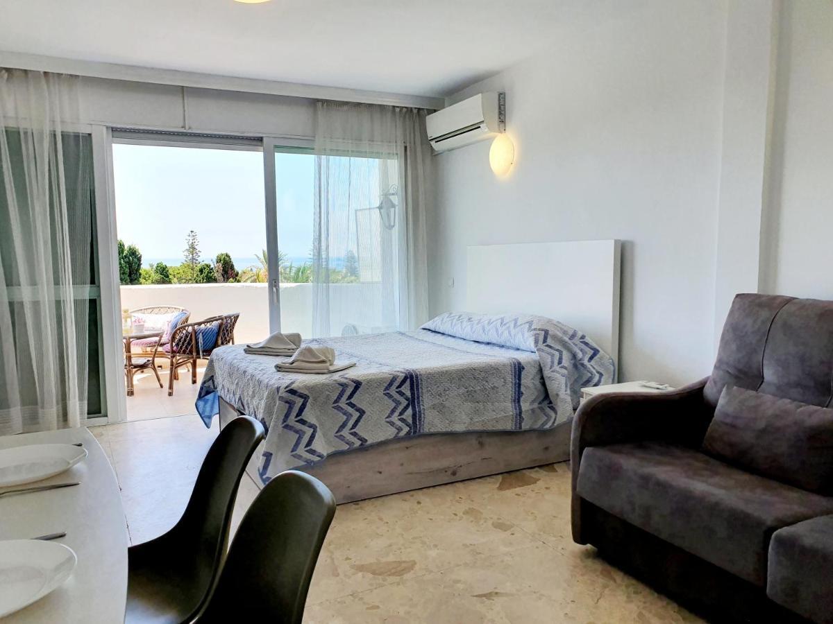 Estudio Coronado 324 Marbella Bagian luar foto